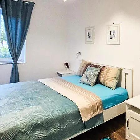 Ravni Vi Apartment *